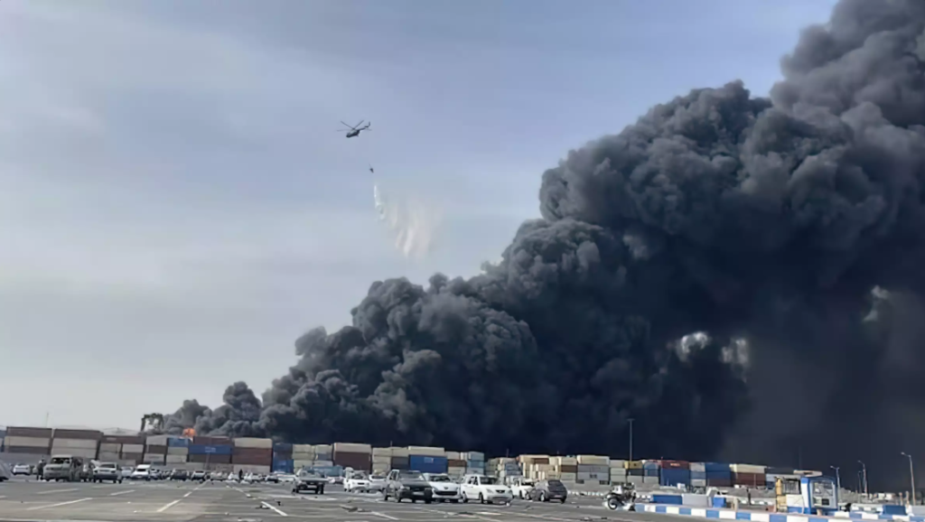 Explosion at Iran's Bandar Abbas port following US military self-defense strikes on missile sites, May 2026
