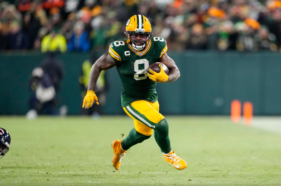 Green Bay Packers running back Josh Jacobs on the field during the 2025-2026 NFL season, weeks before his arrest on domestic violence charges in Wisconsin